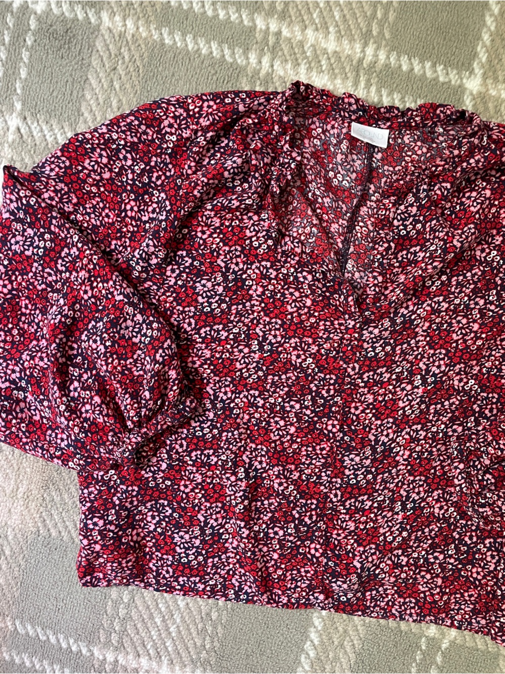 Abound floral peasant blouse M